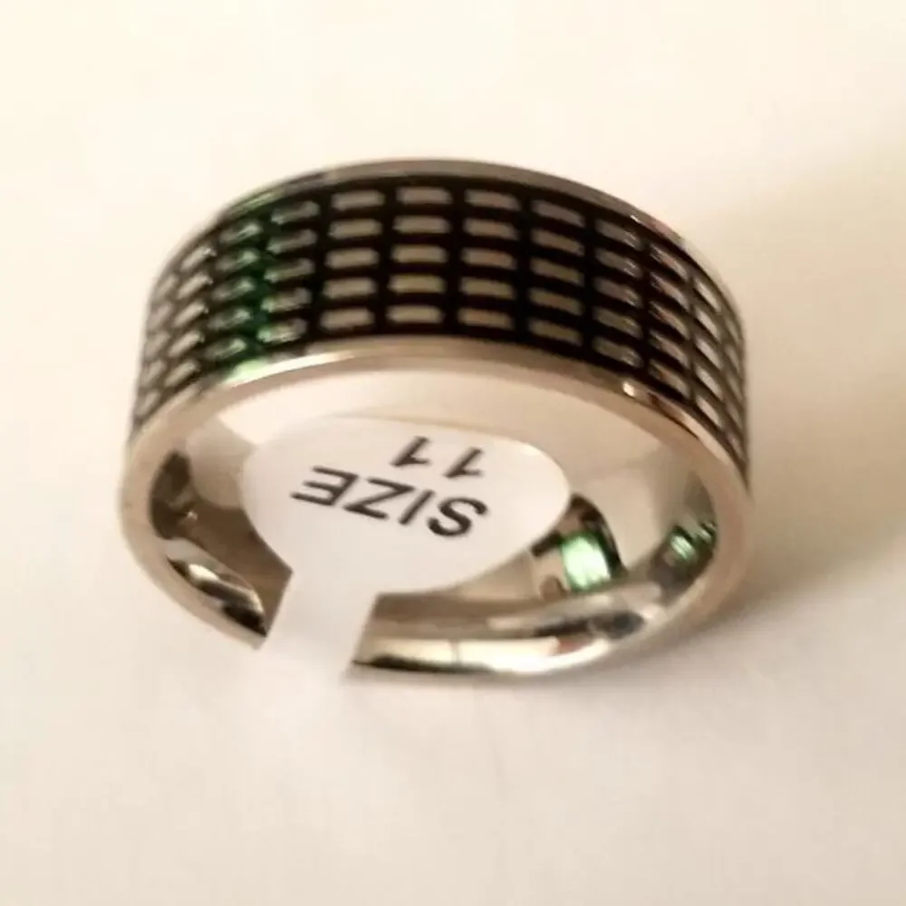 New stainless‎ steel two tone ring size 14